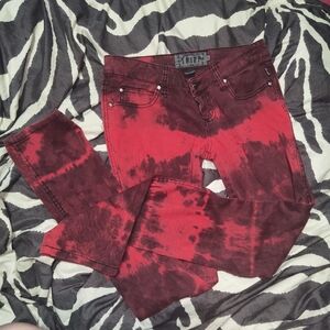 UPDATE trip red jeans